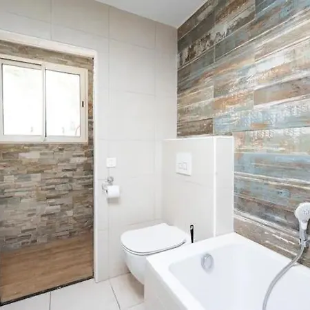 Ferienhaus Maison Chaleureuse Avec Jacuzzi *