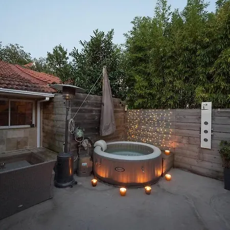 Maison Chaleureuse Avec Jacuzzi
